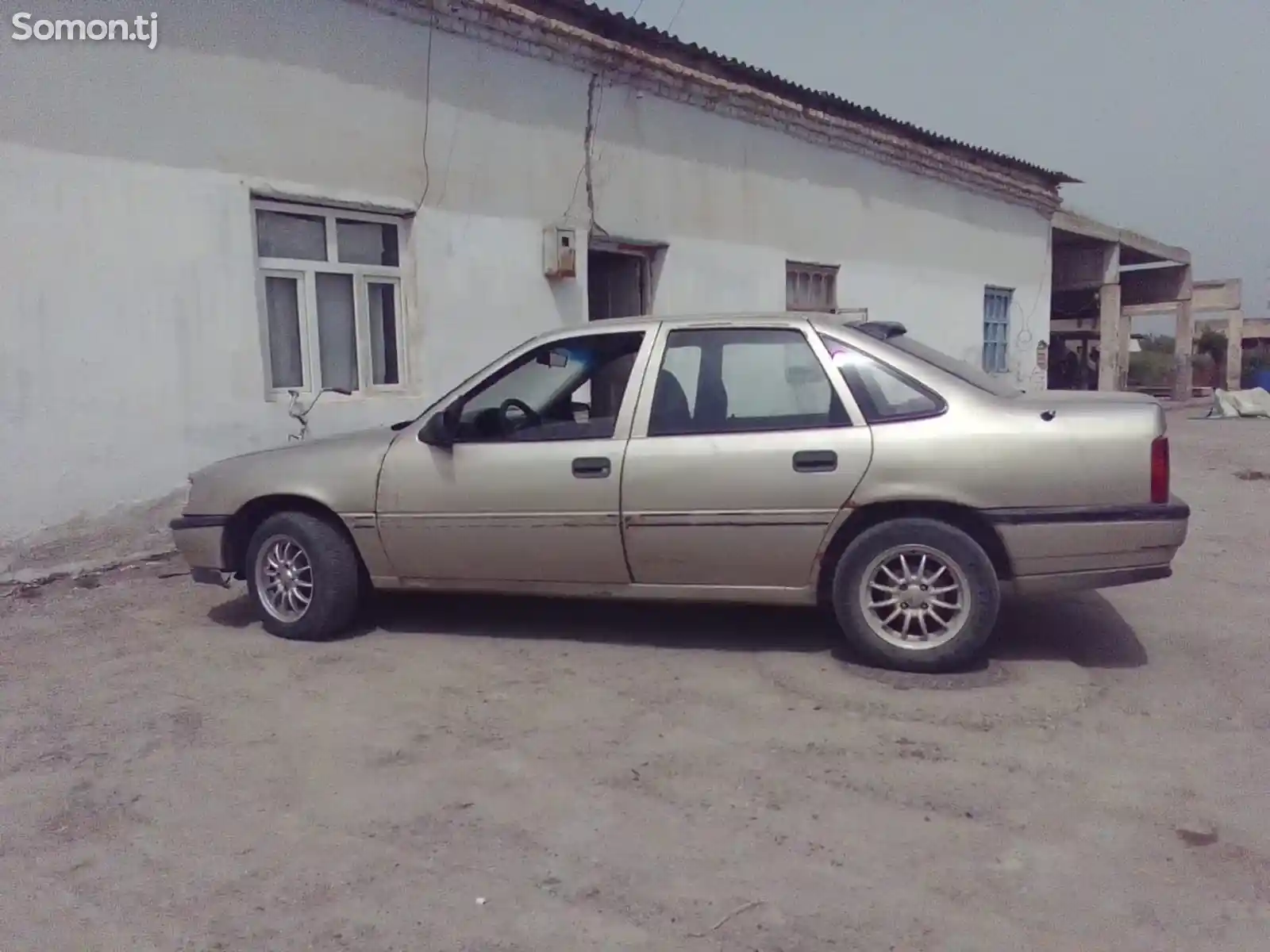 Opel Vectra A, 1993-1