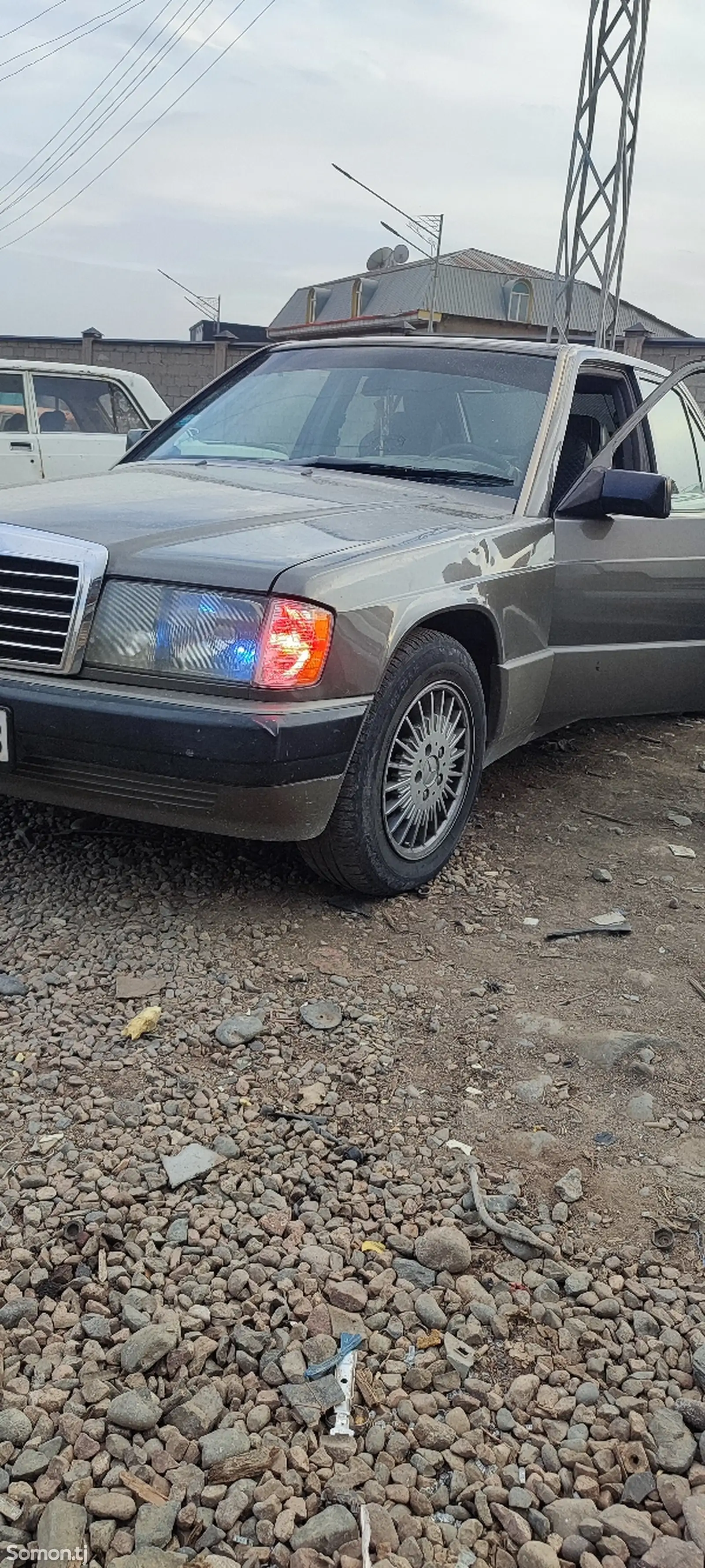 Mercedes-Benz W201, 1990-6