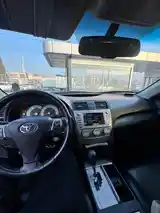 Toyota Camry, 2011-4