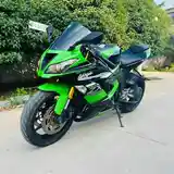 Мотоцикл Kawasaki zx6r-4