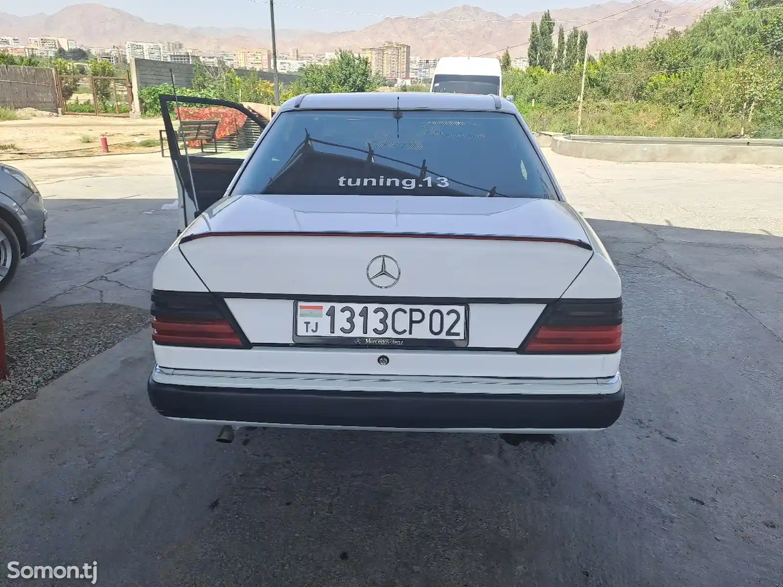 Mercedes-Benz W124, 1993-4