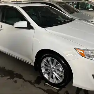 Toyota Camry, 2012