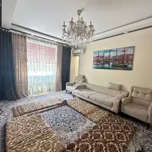 3-комн. квартира, 3 этаж, 123 м², Караболо, Супермаркет Ёвар