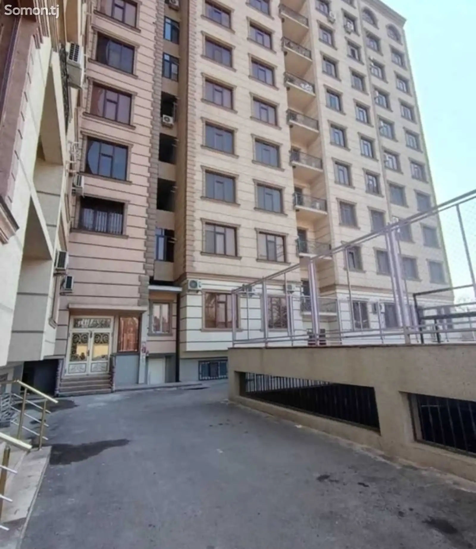 3-комн. квартира, 8 этаж, 90м², универмаг-1