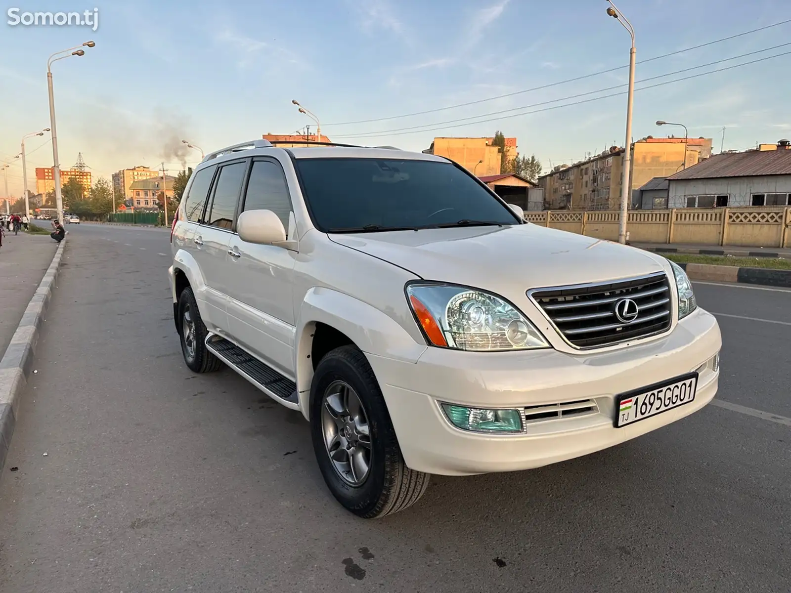 Lexus GX series, 2004-2