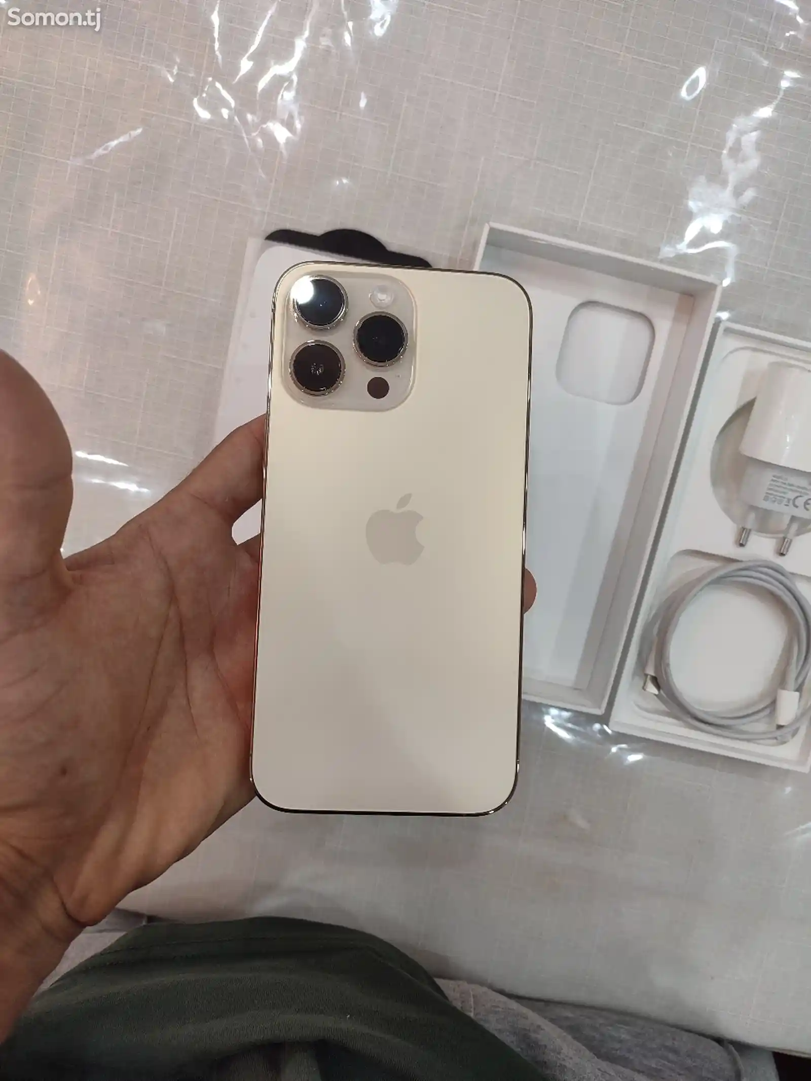 Apple iPhone 14 Pro Max, 128 gb, Gold-7