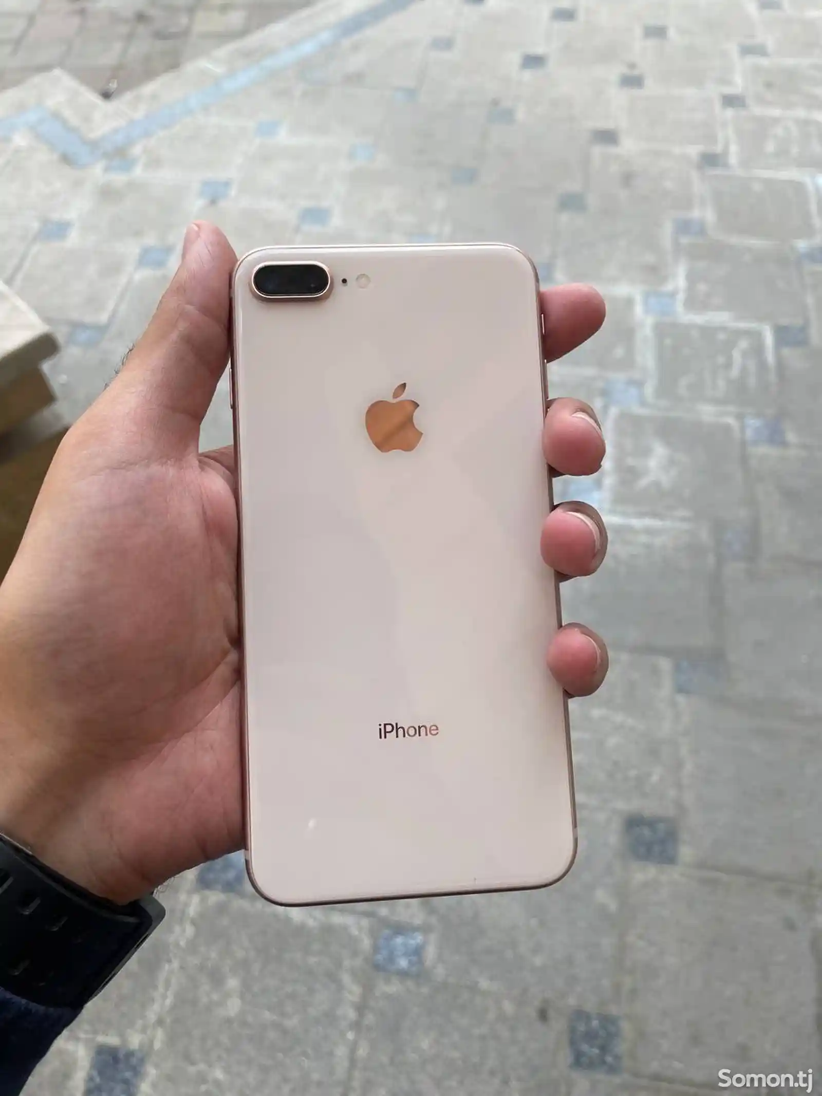 Apple iPhone 8 plus, 64 gb, Gold-2