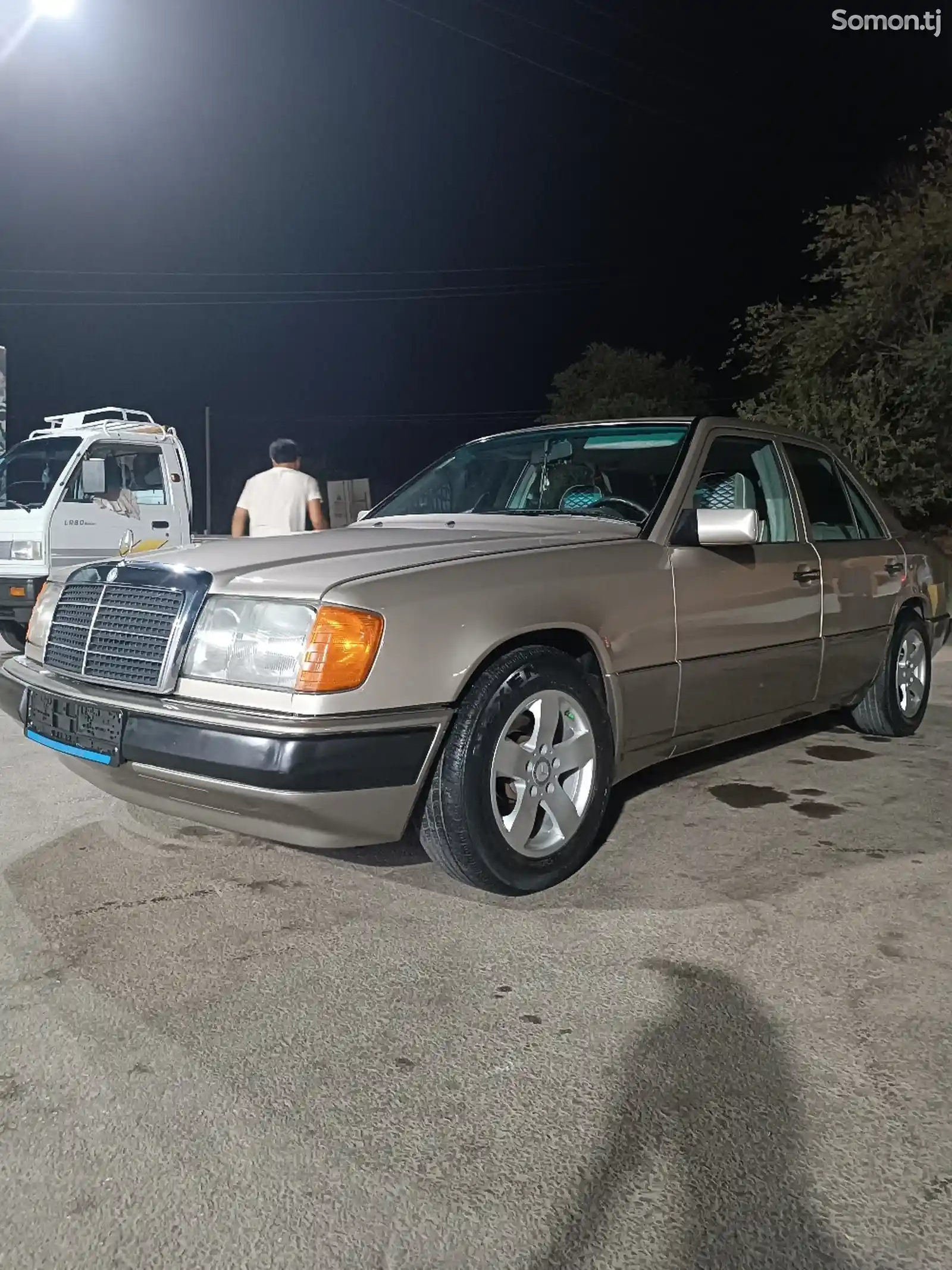 Mercedes-Benz W124, 1990-7