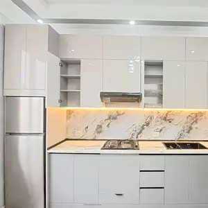 2-комн. квартира, 3 этаж, 63 м², Ягодка