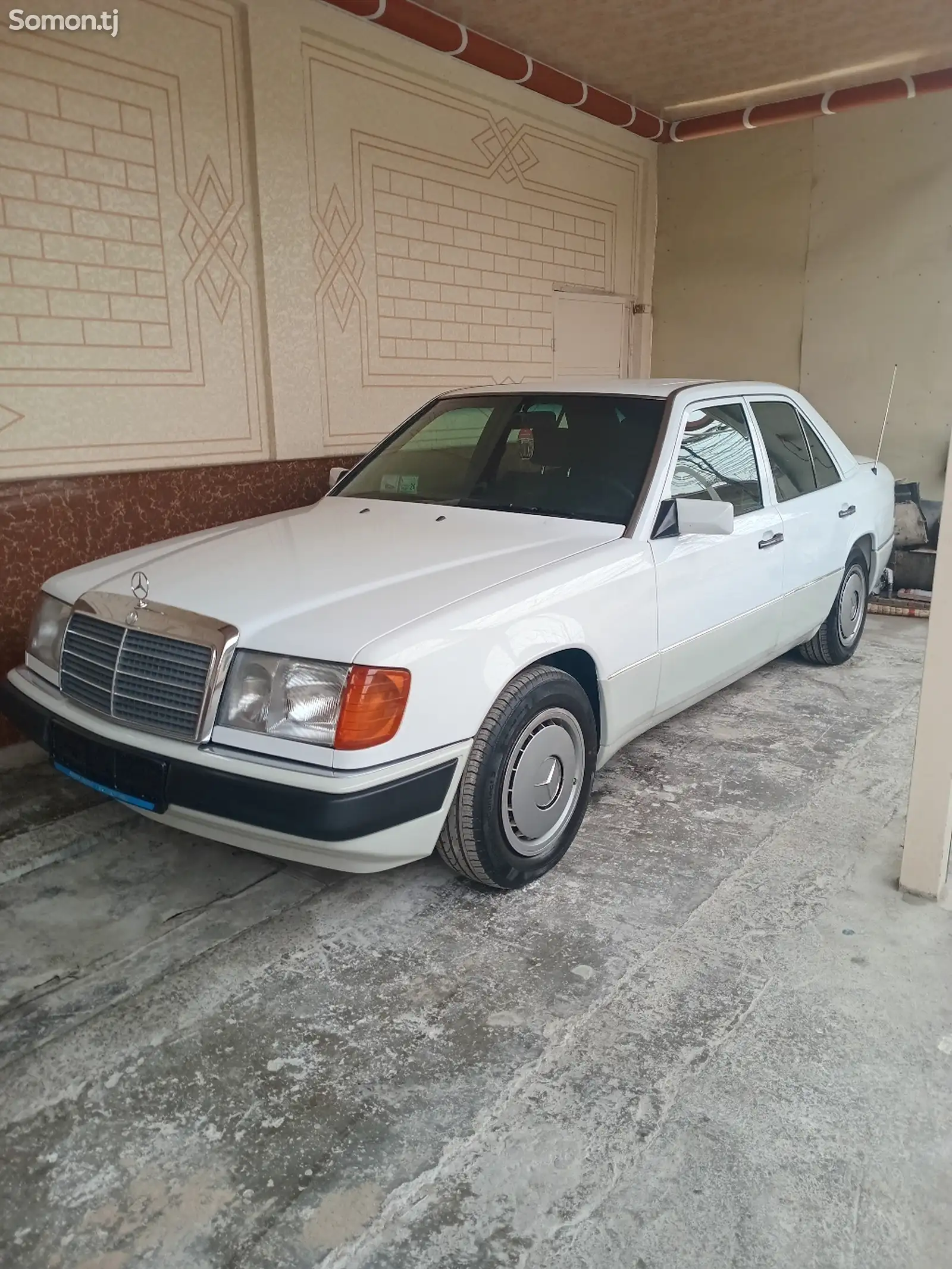 Mercedes-Benz W124, 1992-1