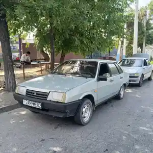 ВАЗ 21099, 2000