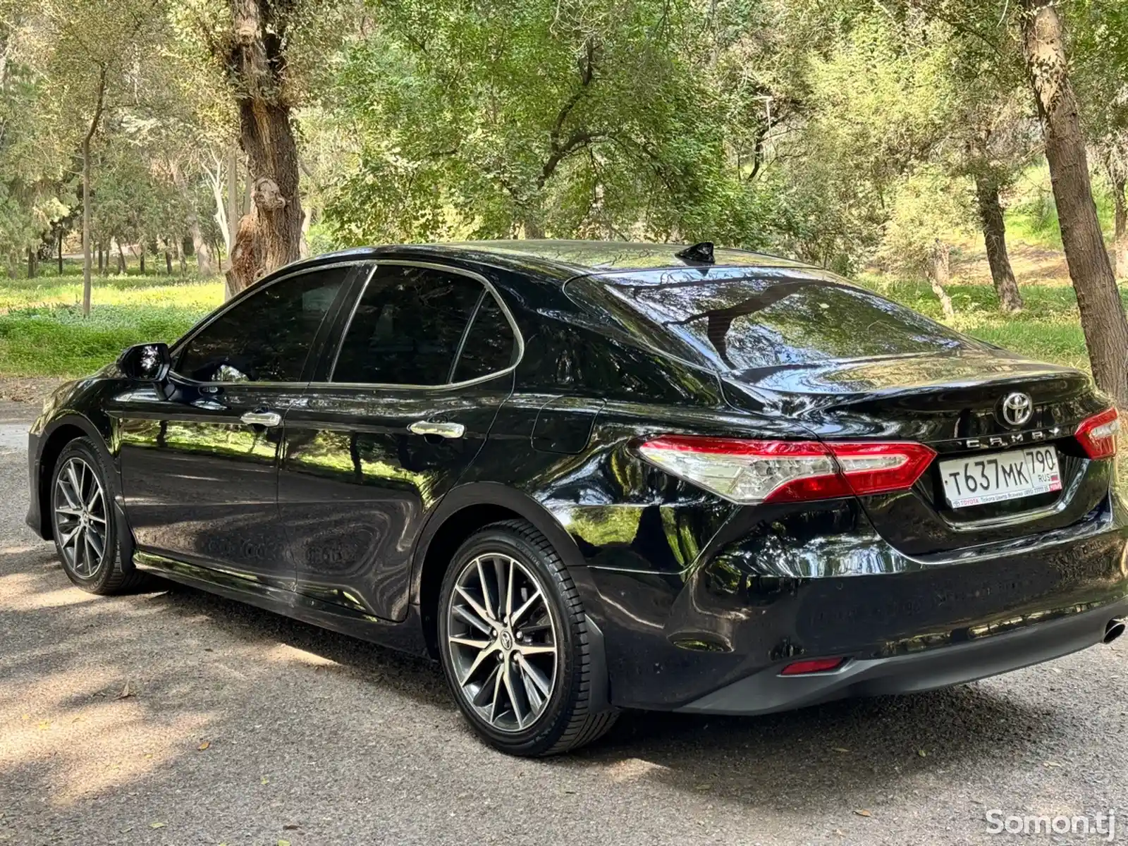 Toyota Camry, 2018-8