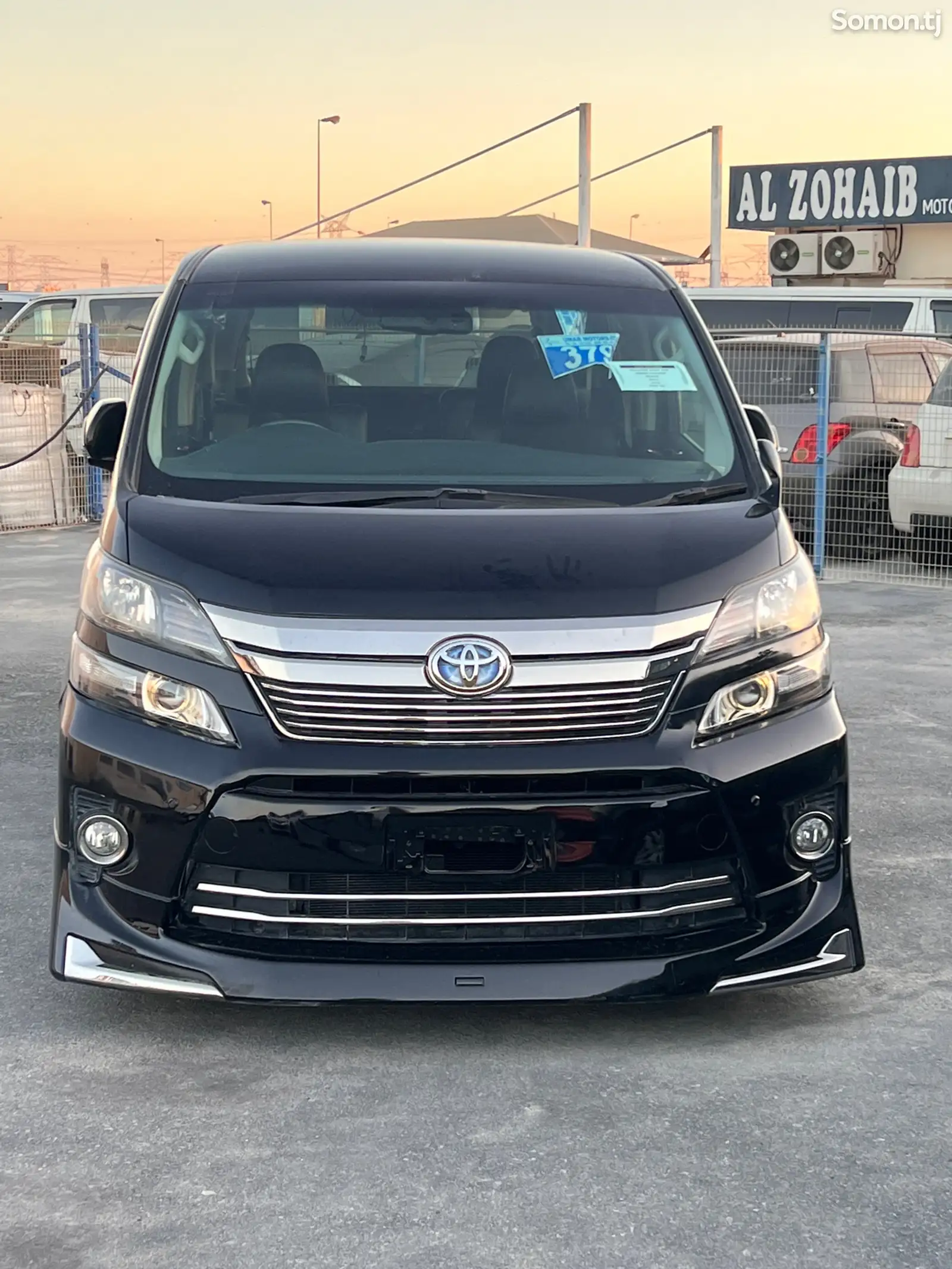 Toyota Vellfire, 2014-1