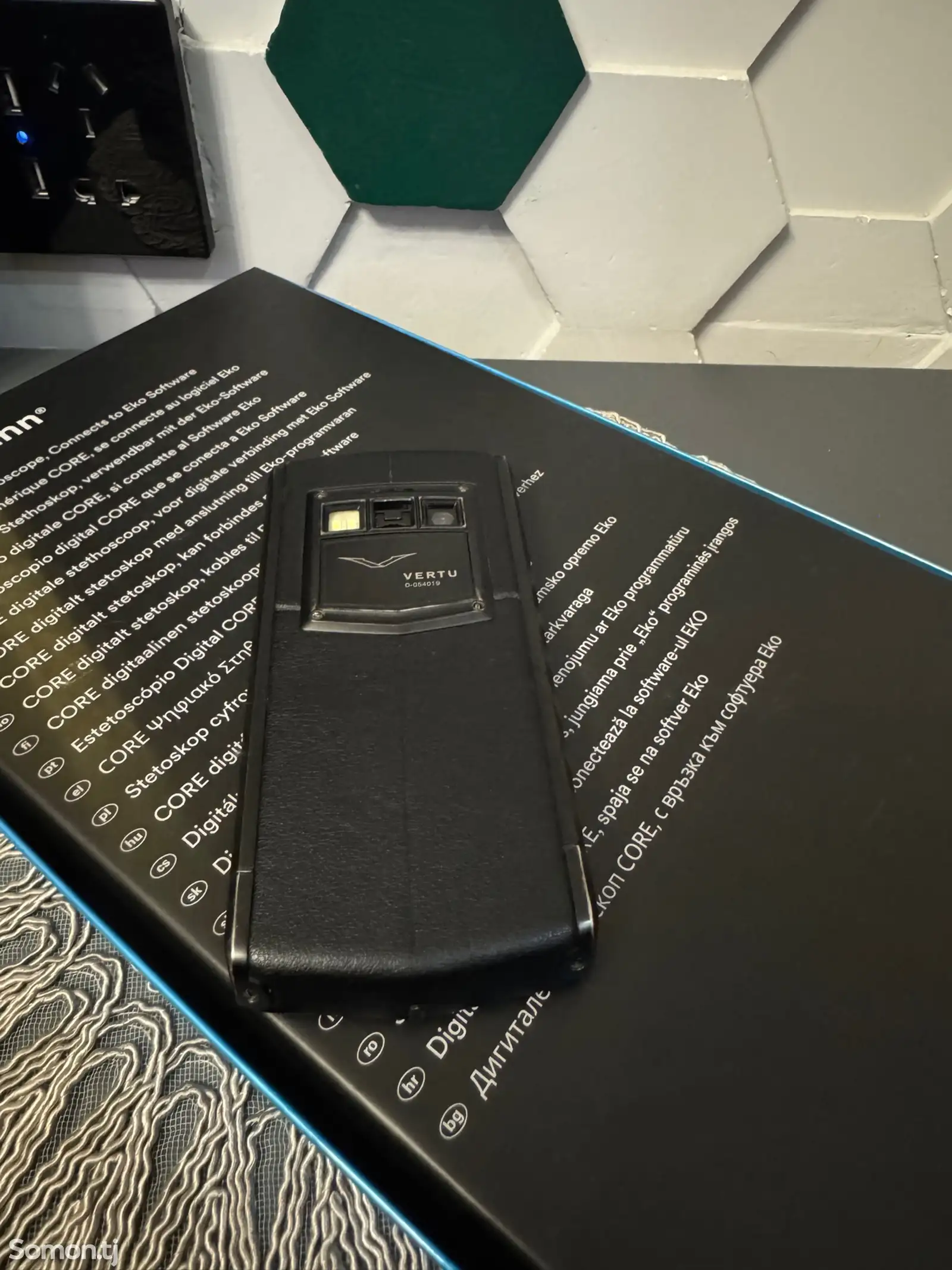 Телефон Vertu TI-2