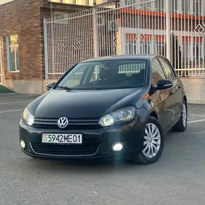 Volkswagen Golf, 2010