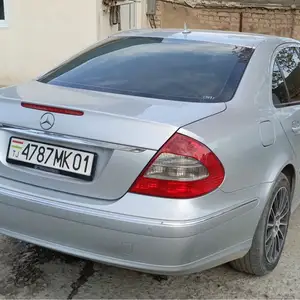 Mercedes-Benz E class, 2008