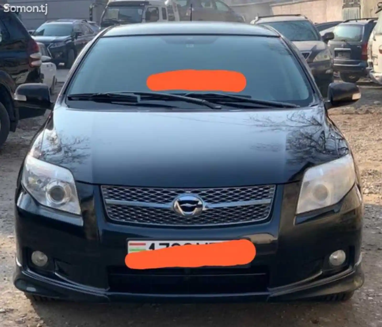 Лобовое стекло на Toyota Fielder