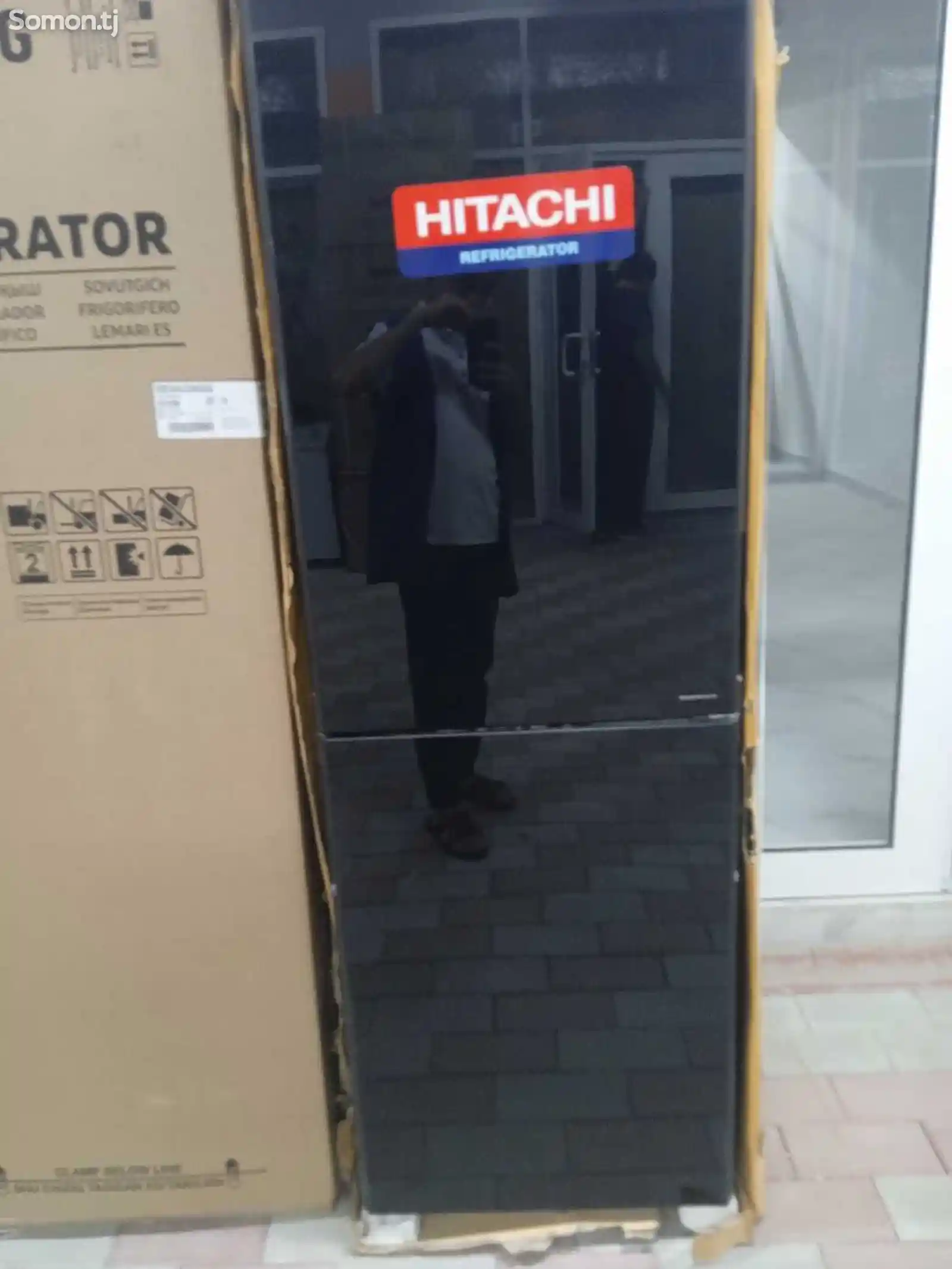 Холодильник Hitachi R-1