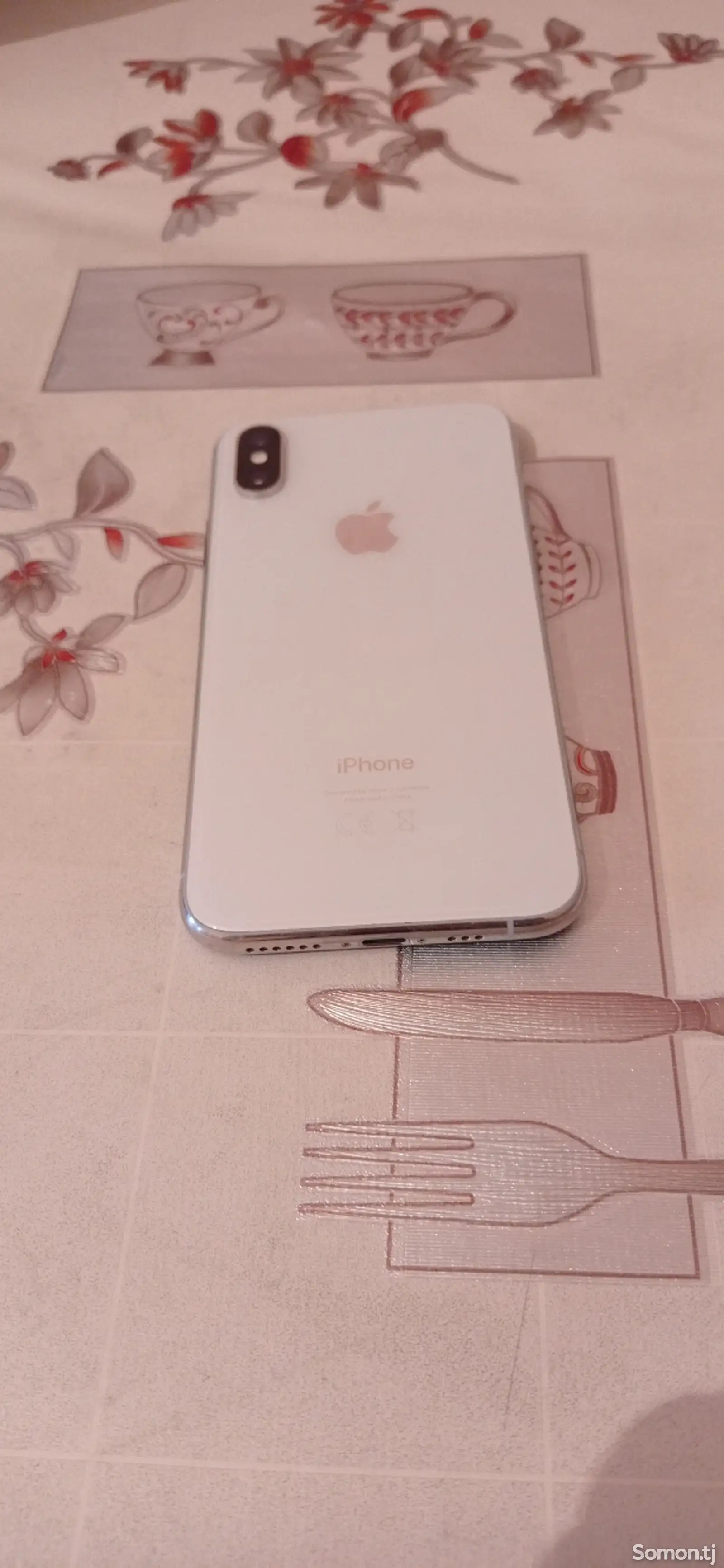 Apple iPhone Xs, 64 gb, Gold-1