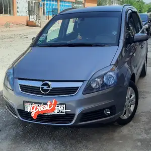 Opel Zafira, 2008