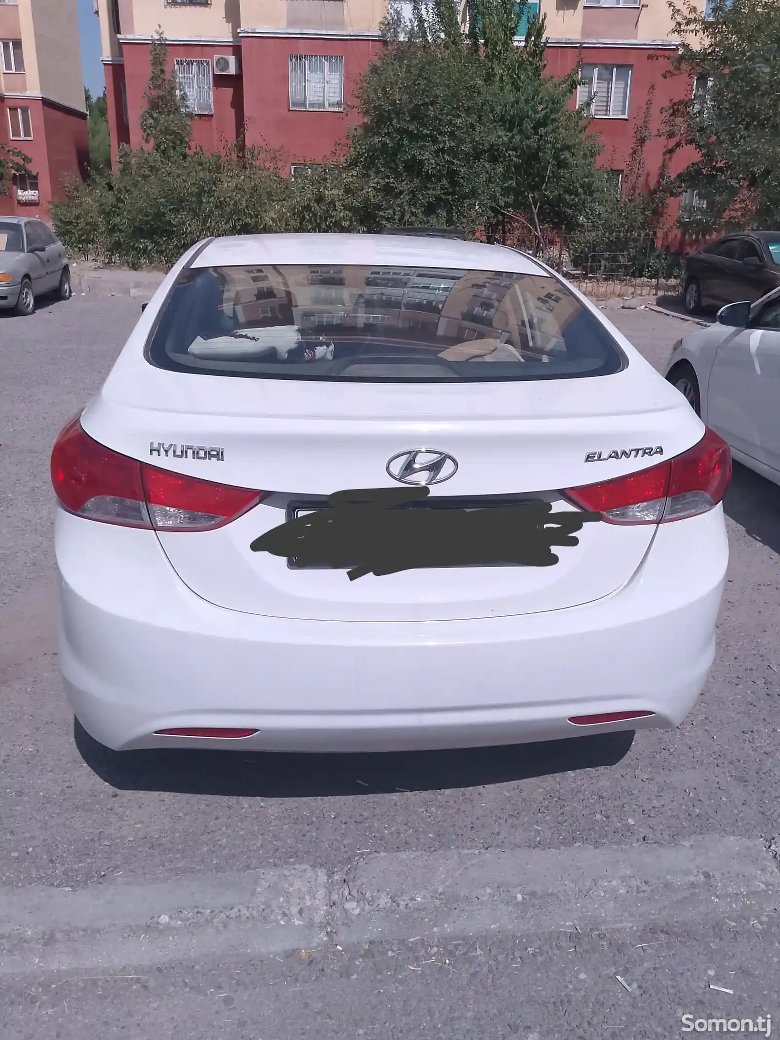 Hyundai Elantra, 2011-8