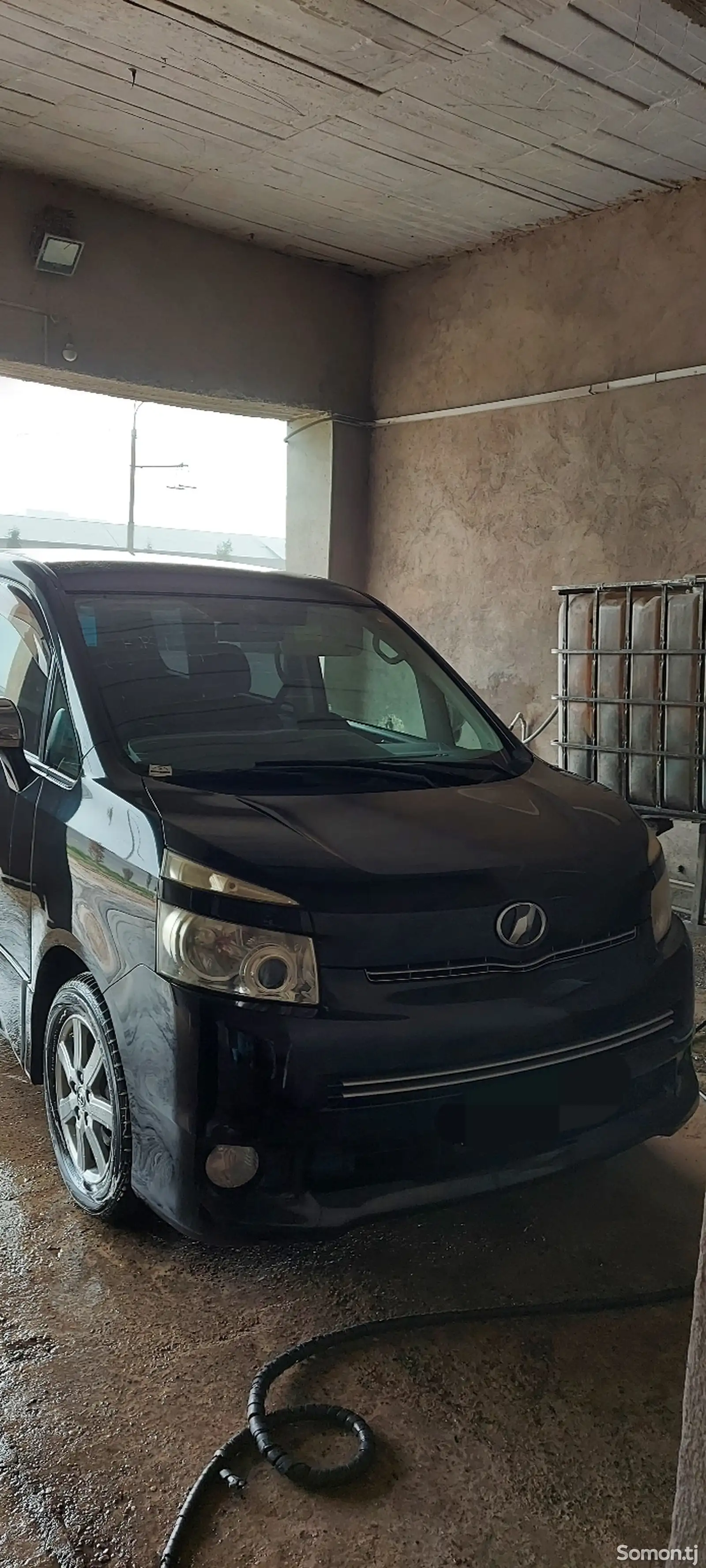 Toyota Voxy, 2009-1