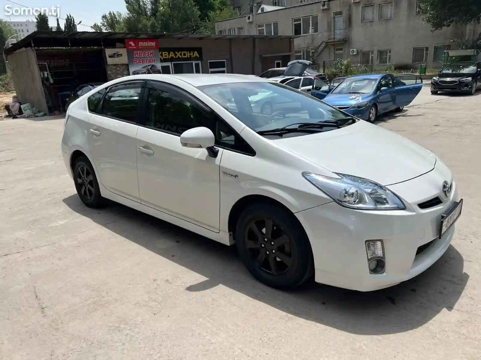 Toyota Prius, 2011-3