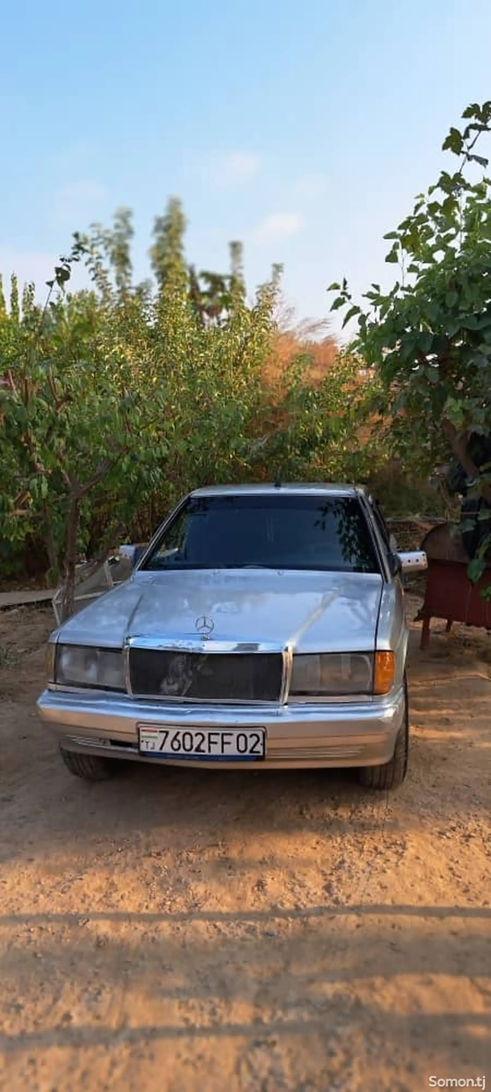 Mercedes-Benz W124, 1990-1