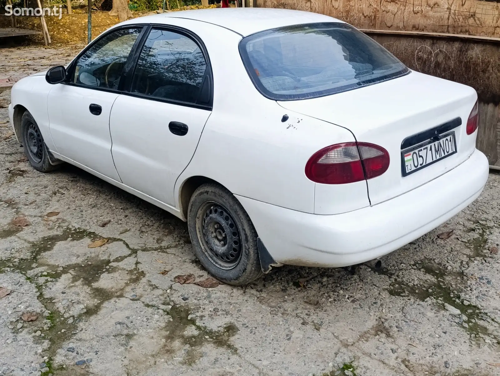 Daewoo Lanos, 1998-1