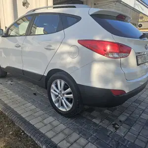 Hyundai Tucson, 2012