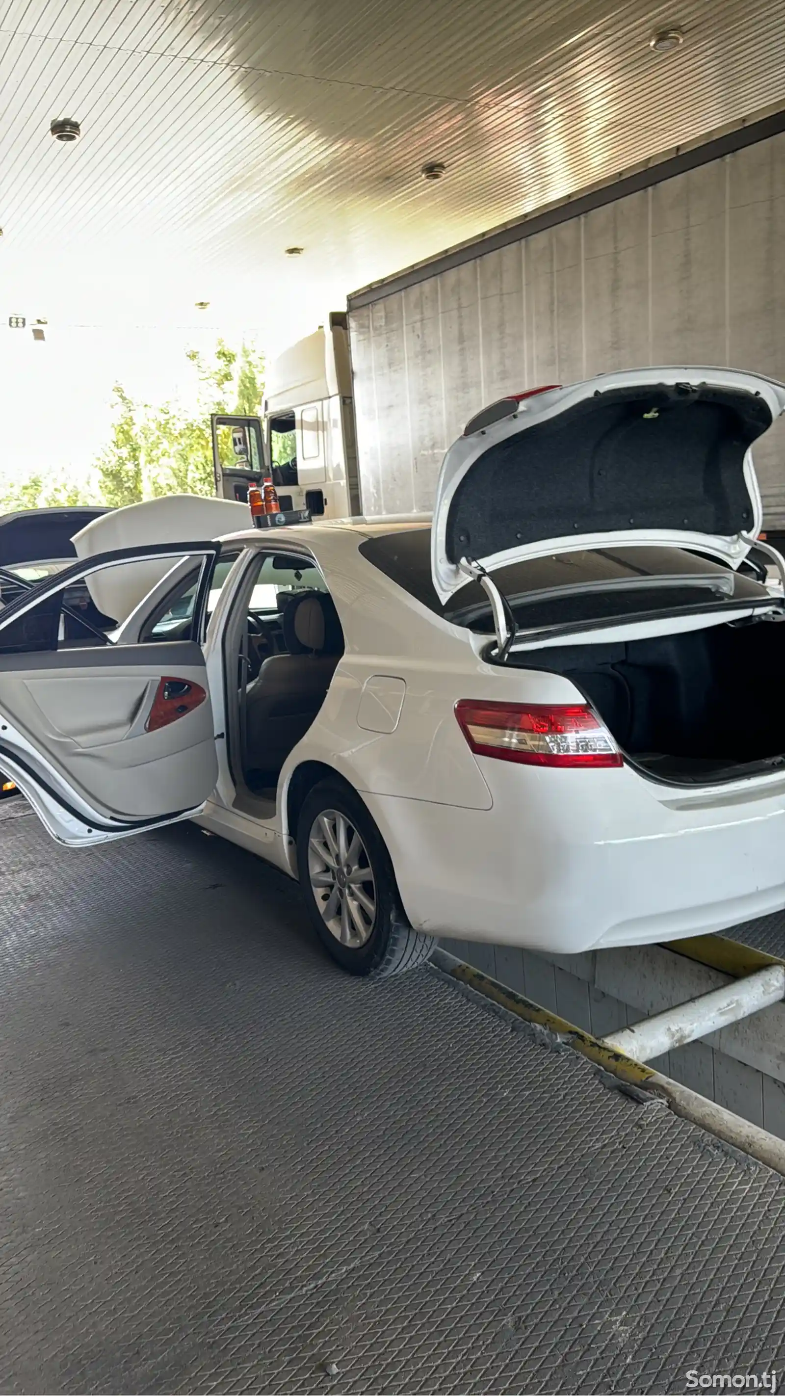 Toyota Camry, 2011-5