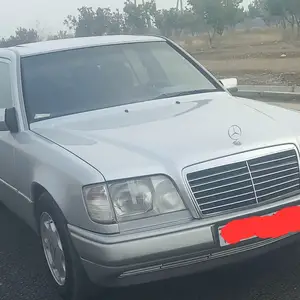 Mercedes-Benz W124, 1993