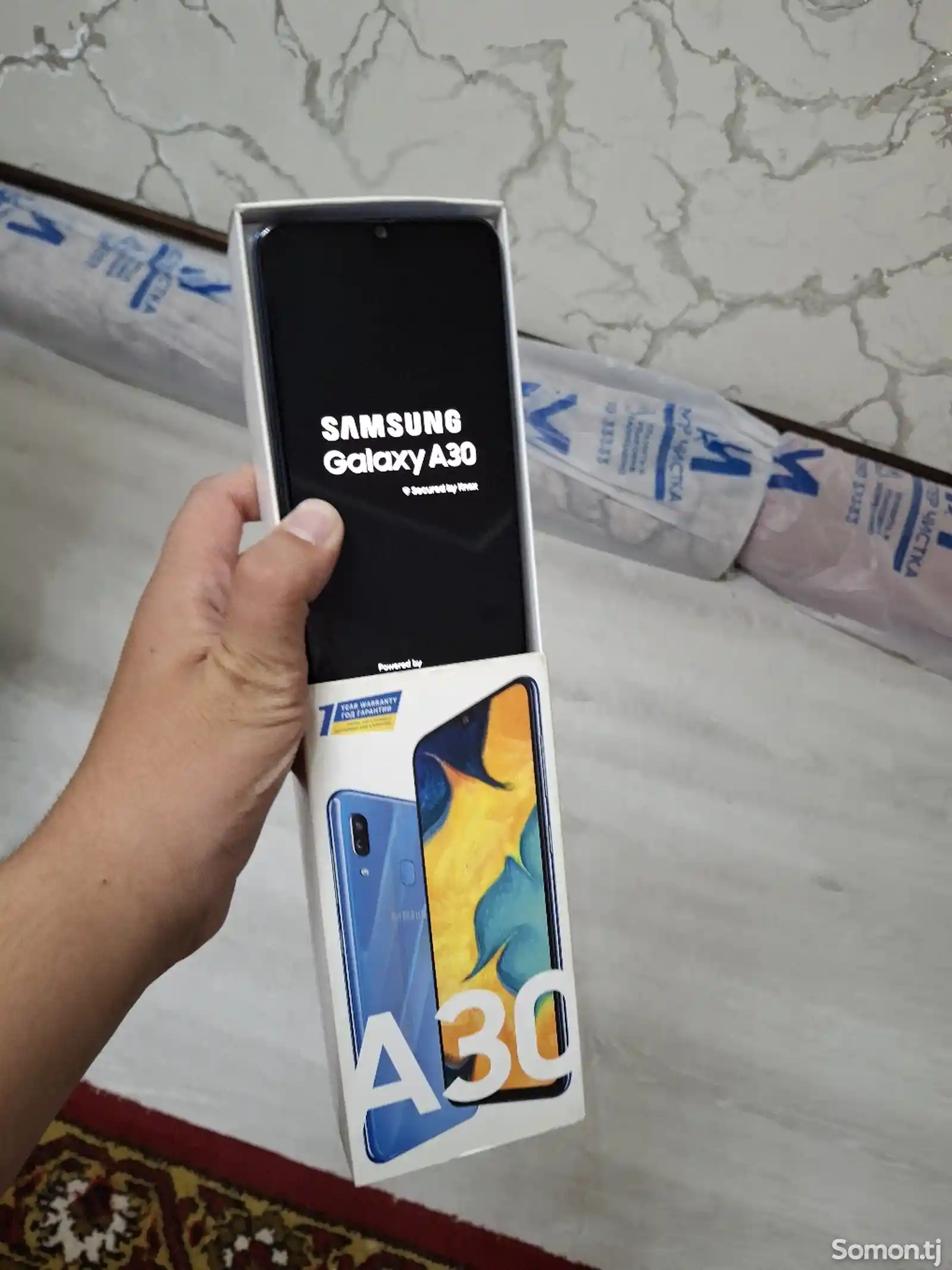 Samsung Galaxy A30-2