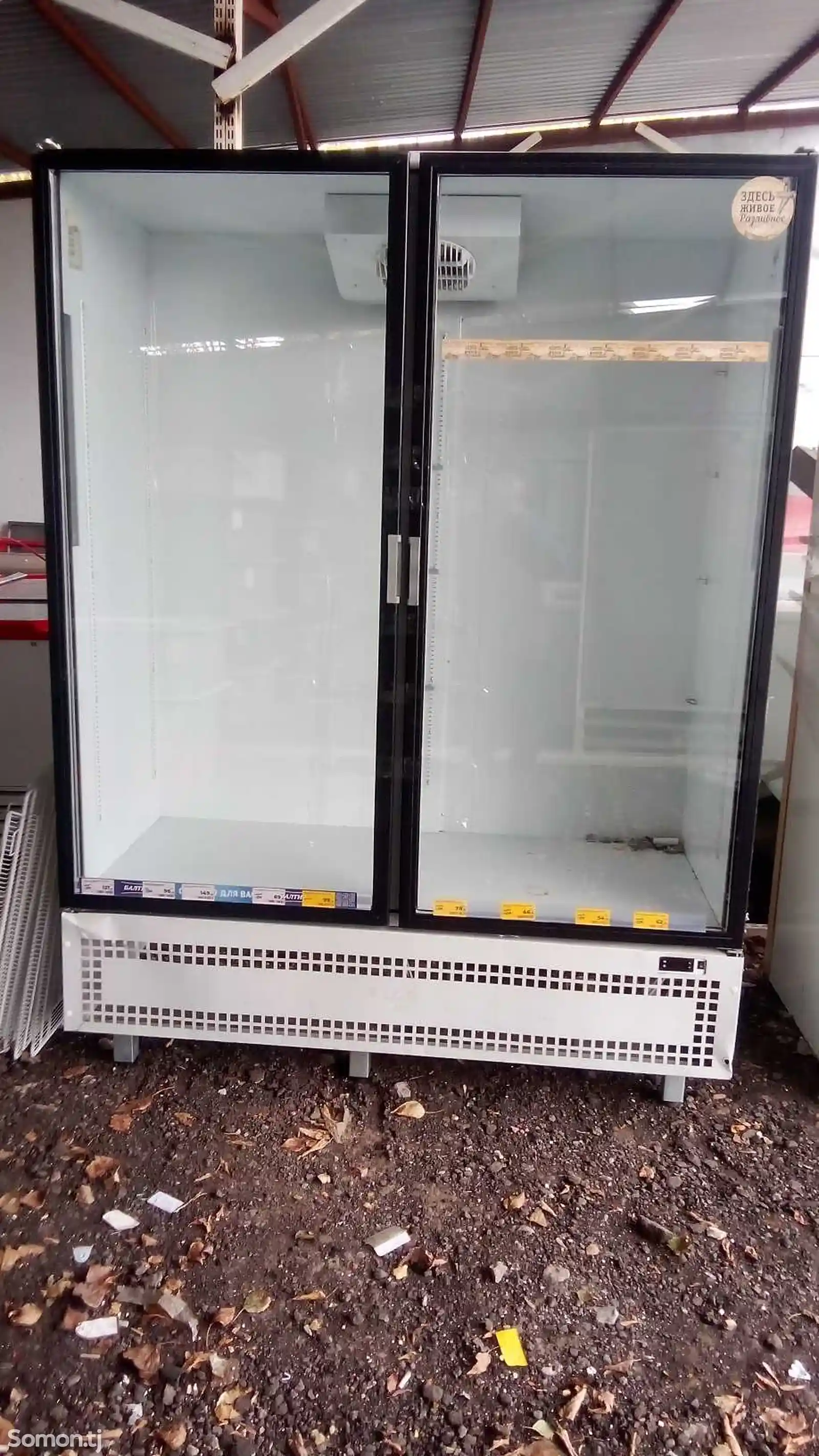 Холодильный шкаф-1