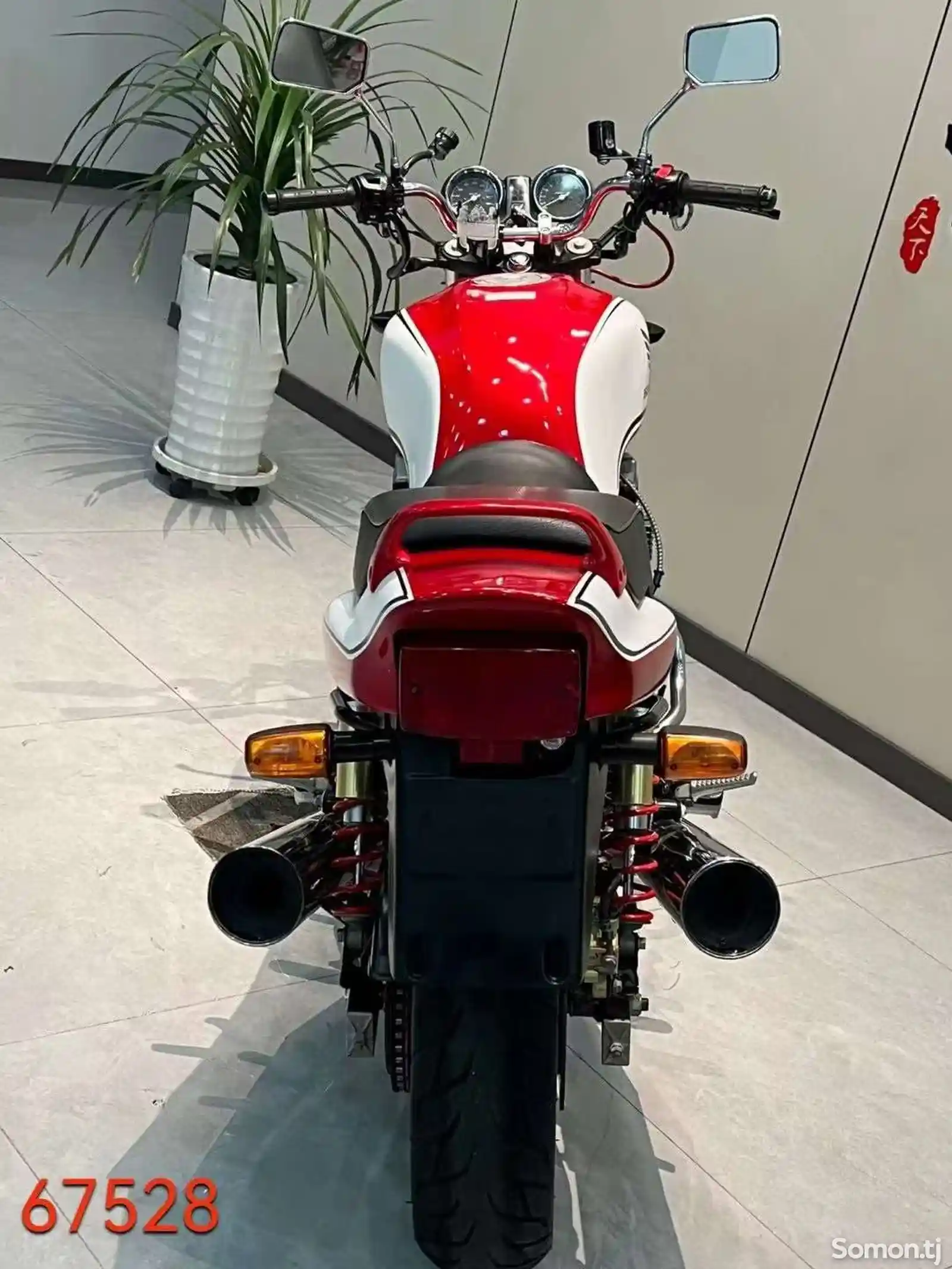 Мотоцикл Honda CB750 на заказ-8