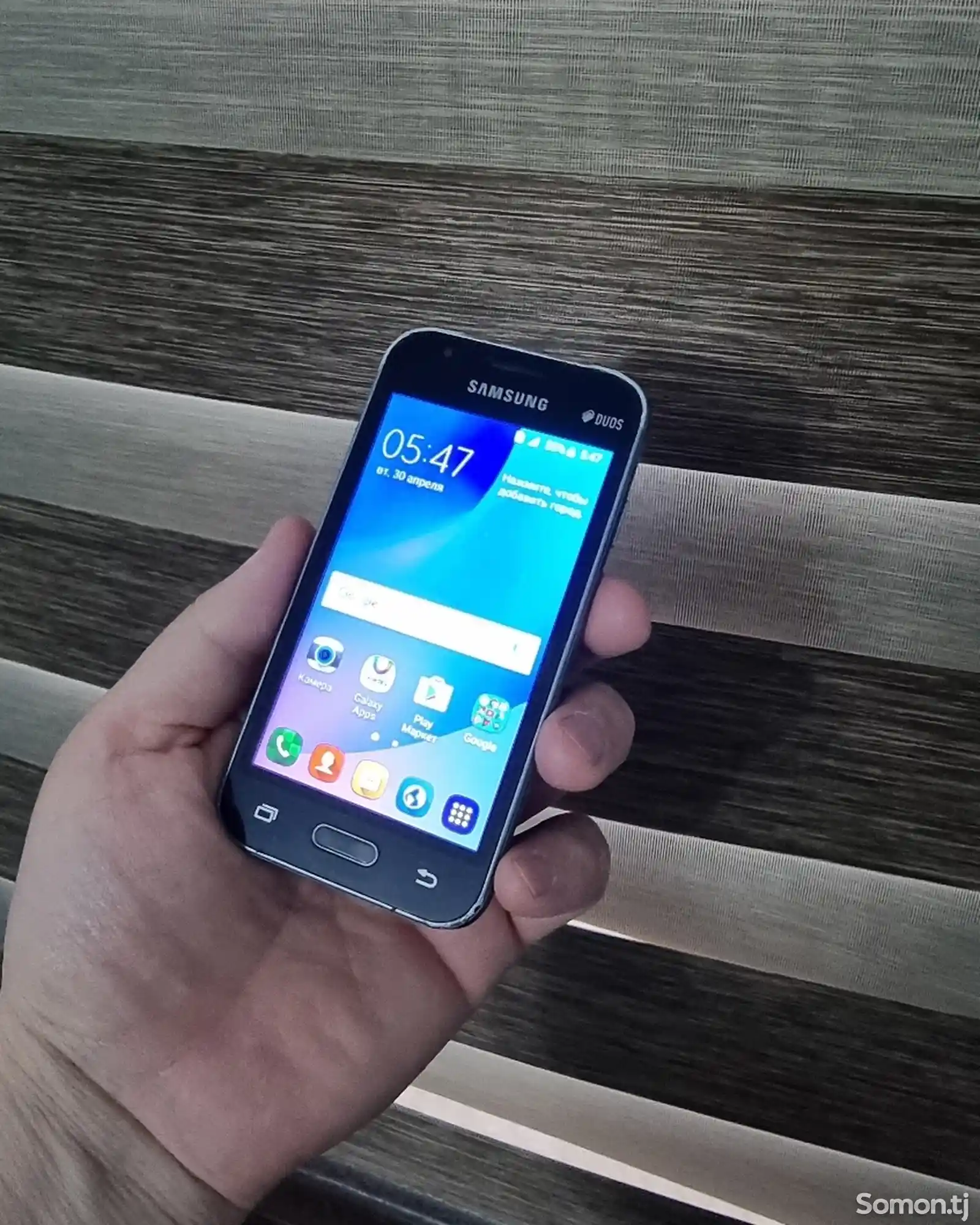 Samsung Galaxy J1mini Duos-3