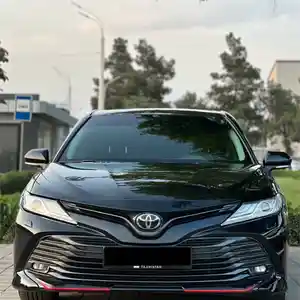 Toyota Camry, 2020