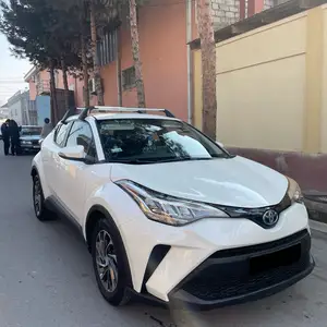 Toyota C-HR, 2021