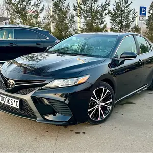 Toyota Camry, 2018