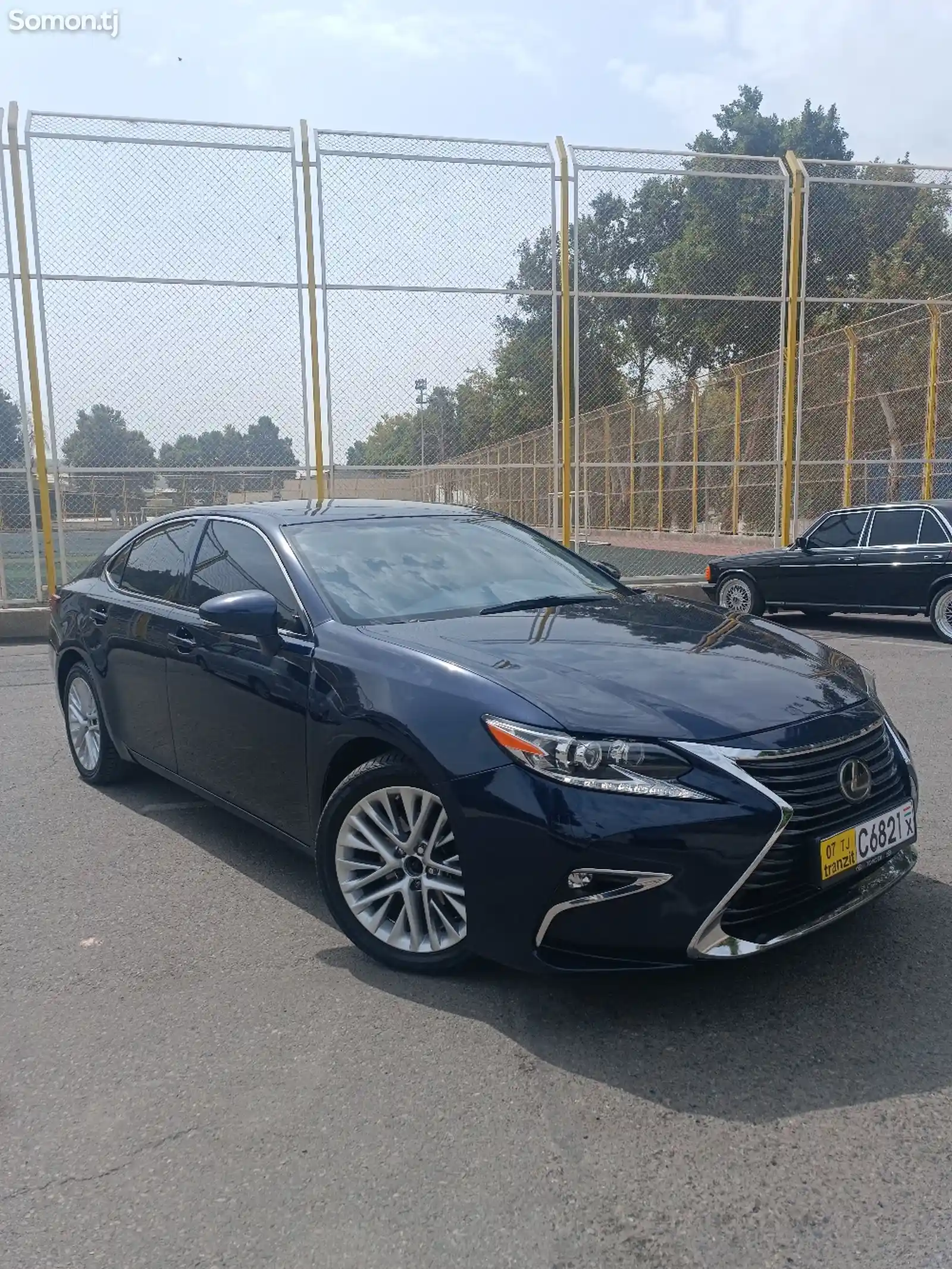 Lexus ES series, 2013-1