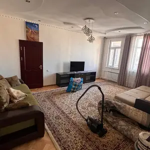 1-комн. квартира, 11 этаж, 55 м², Сомони