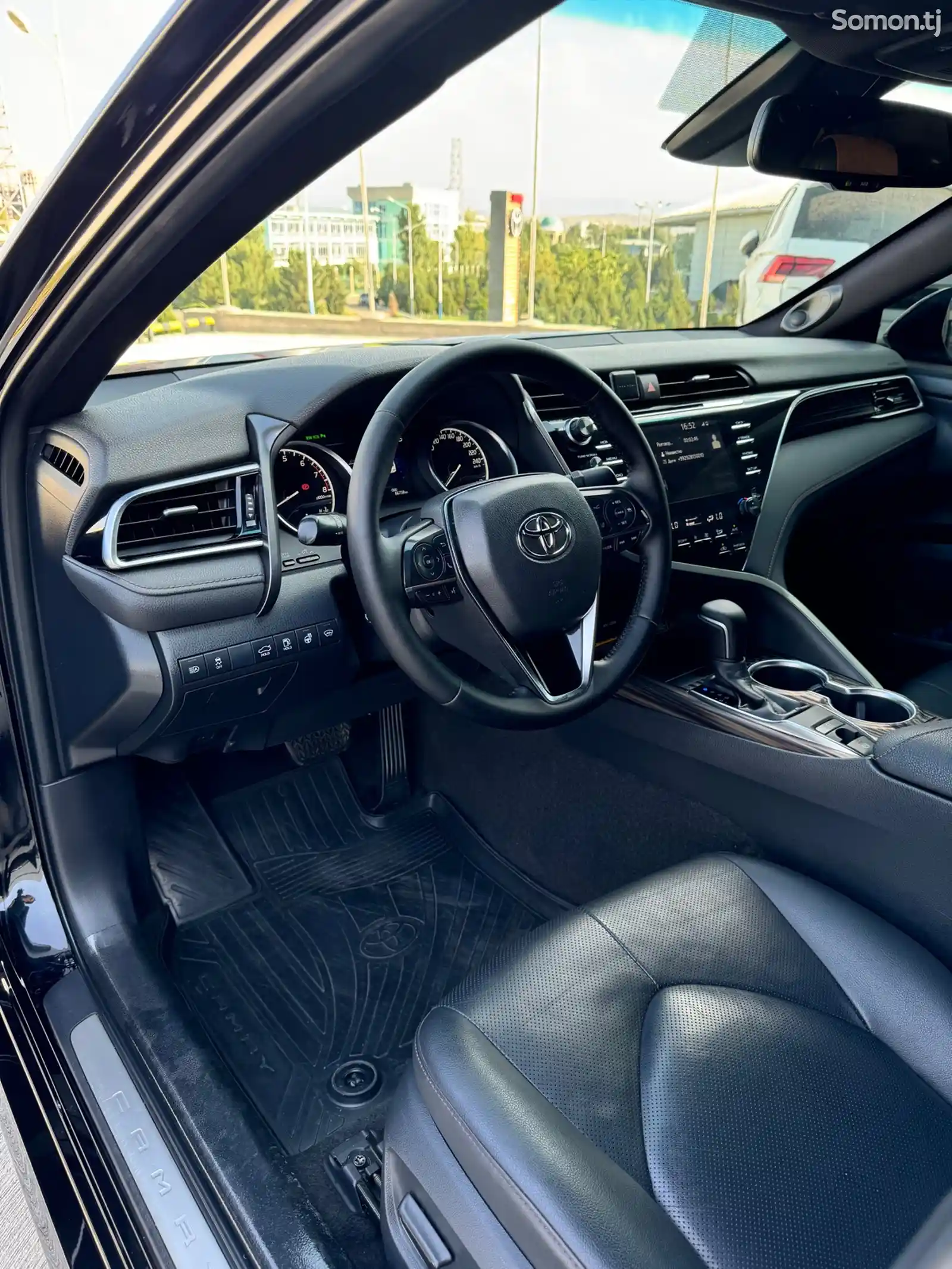 Toyota Camry, 2019-7