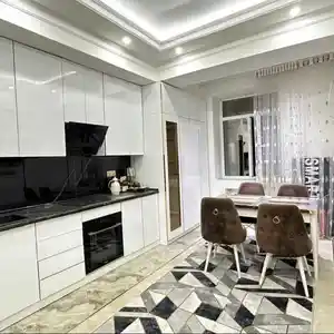 2-комн. квартира, 6 этаж, 90м², Исмоили Сомони