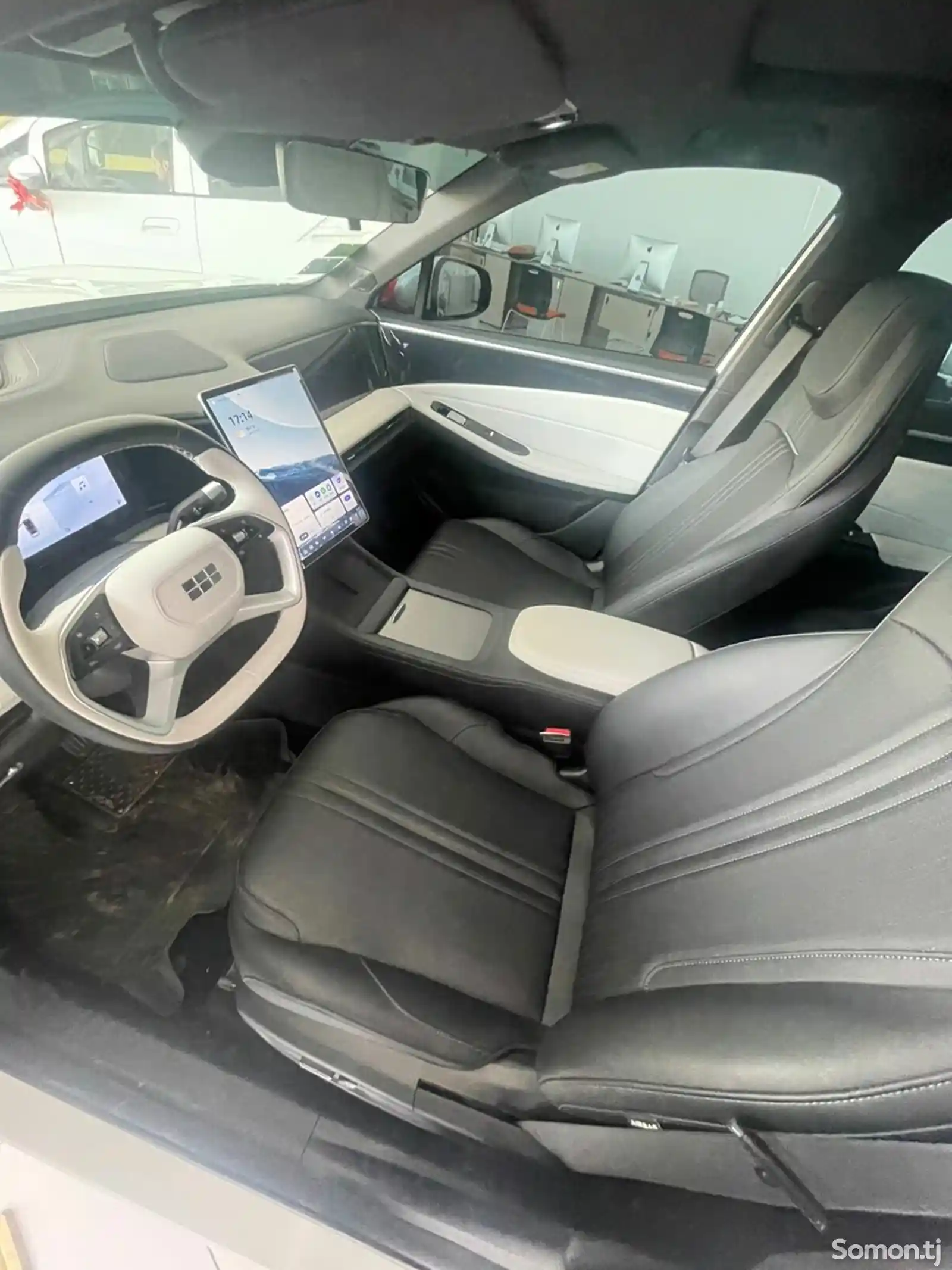 Geely Galaxy L7, 2024-6