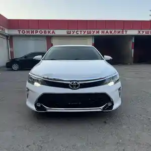 Toyota Camry, 2017