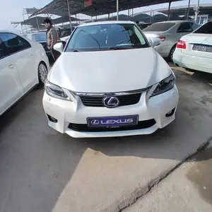 Lexus CT series, 2012