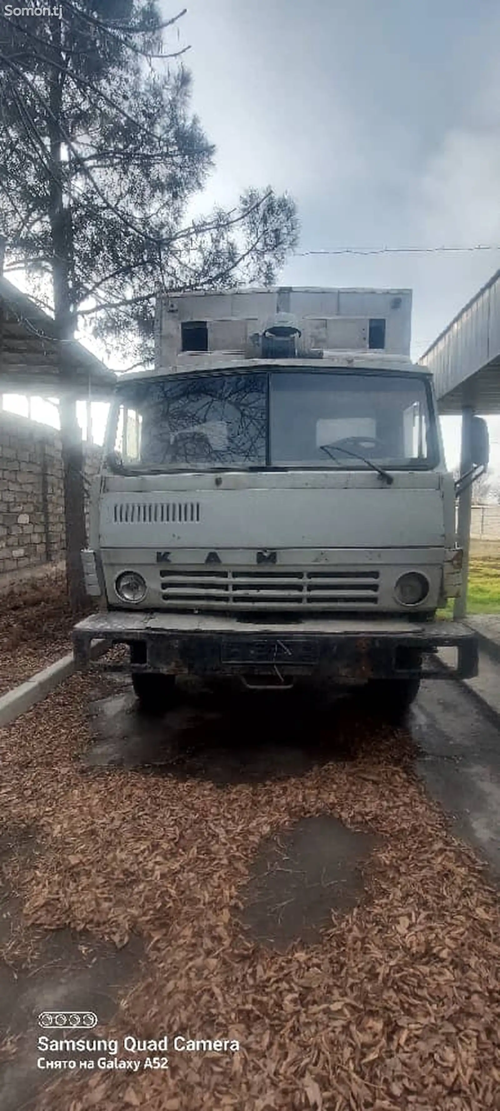 Контейнеровоз Kamaz на запчасти-1