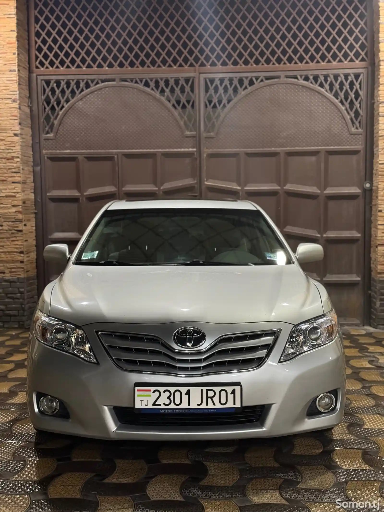 Toyota Camry, 2010-1