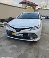 Toyota Camry, 2018-10