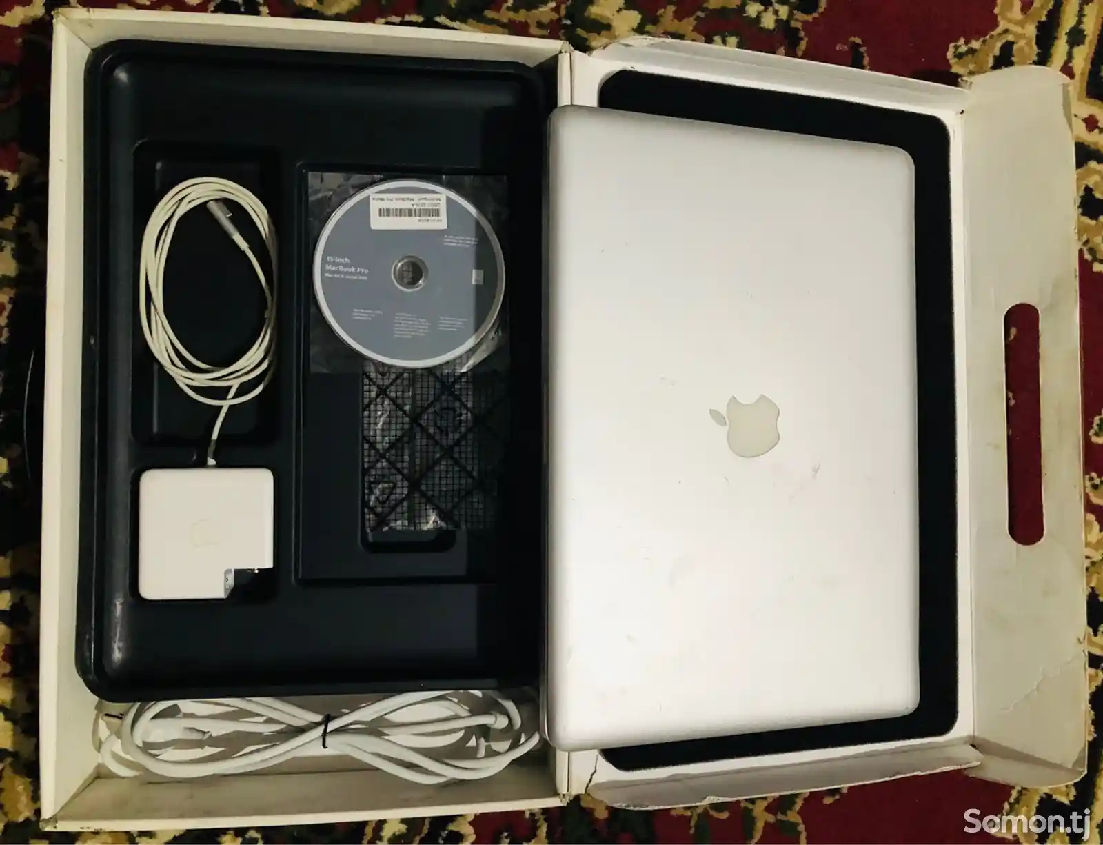 Ноутбук Apple MacBook Pro 15-7